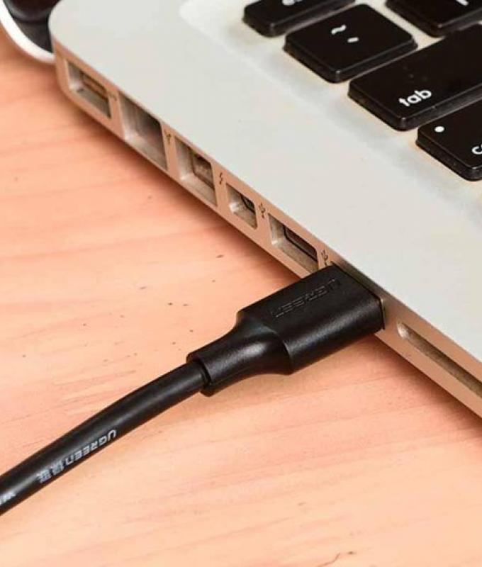 Esiste un numero massimo di dispositivi USB che possono essere collegati contemporaneamente a un PC?