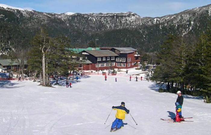 Vacanze invernali in Cile: quanto costa sciare dall’altra parte della catena montuosa
