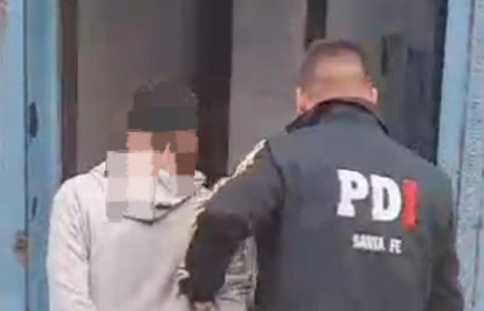 Un autista di Santa Fe minacciò di uccidere chi non gli dava soldi e finì arrestato