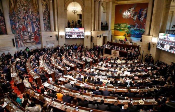 La Camera dei Rappresentanti della Colombia ha approvato la riforma delle pensioni