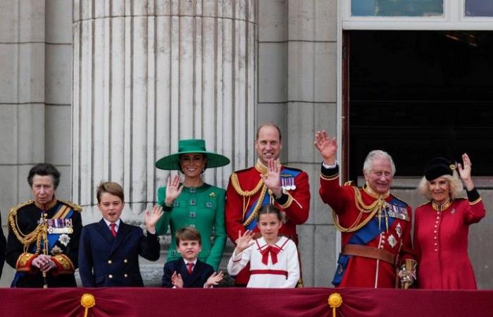 La principessa Kate riappare in pubblico e dice che sta facendo “buoni progressi” nella cura del cancro