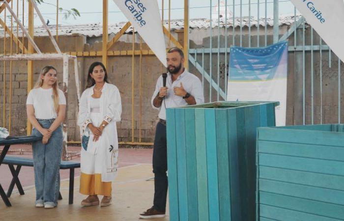 La Fondazione Gases del Caribe promuove il riciclaggio con ReciclArte, a Puebloviejo