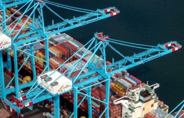 Il minacciato sciopero degli scaricatori di porto sulla costa orientale degli Stati Uniti aumenta la pressione sul trasporto marittimo globale