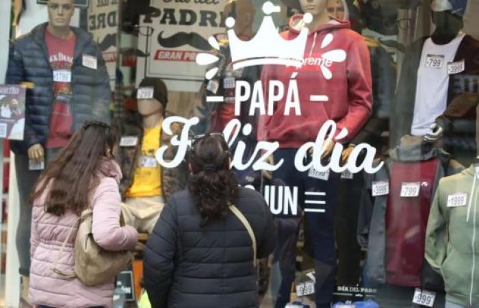 Calo delle vendite per la festa del papà: i residenti di San Juan non hanno speso più di 30.000 dollari