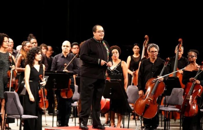 Cuba canta allo storico cantante ranchero José Alfredo Jiménez con la Sinfonia Nazionale