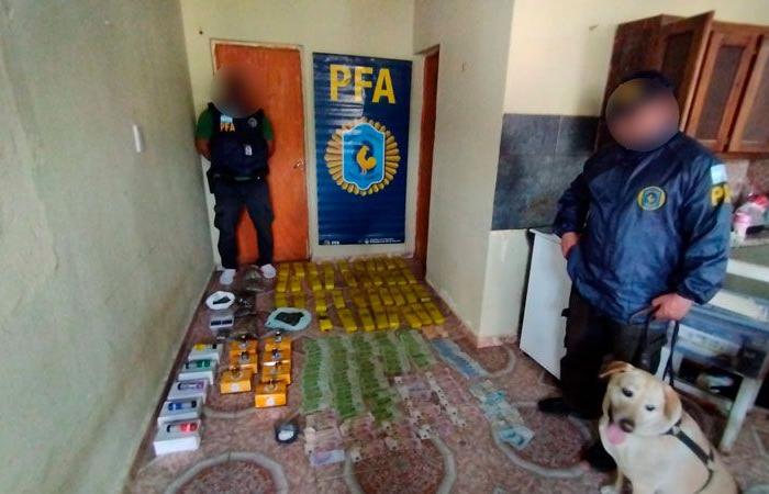 La Polizia Federale argentina ha smantellato un’organizzazione familiare dedita al crimine della droga