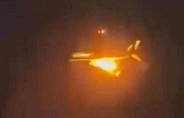 Un aereo ha dovuto effettuare un atterraggio di emergenza dopo un incendio al motore in Nuova Zelanda