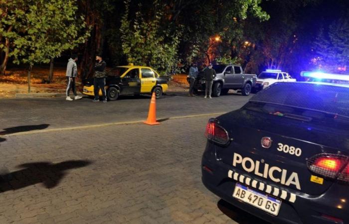 Due uomini accoltellati dopo una notte violenta a Mendoza