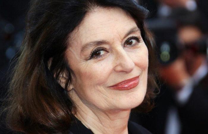È morta Anouk Aimée, attrice icona del cinema francese | Aveva 92 anni