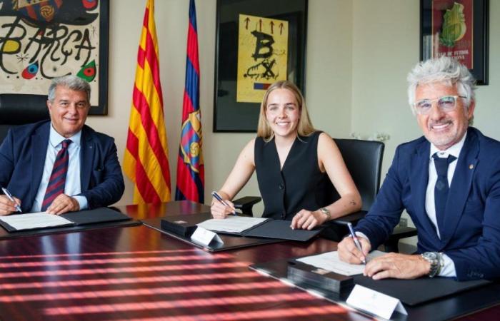 Il Barça annuncia l’acquisto del portiere inglese Ellie Roebuck