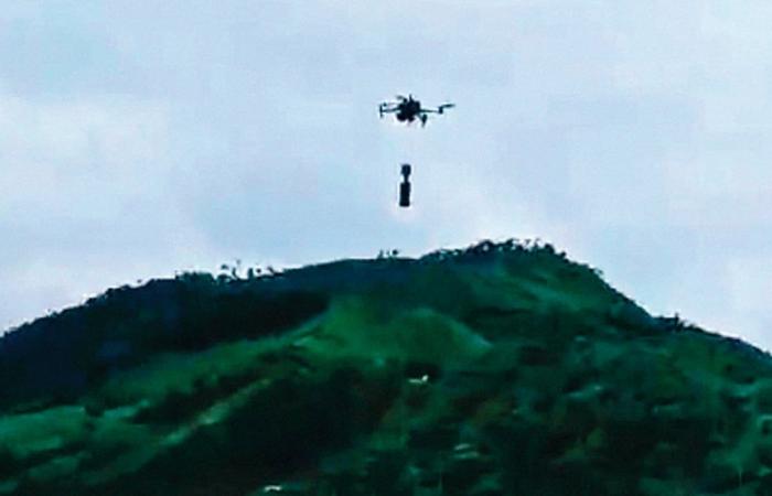 Il governo Petro riconosce le limitazioni per fermare gli attacchi di droni con esplosivi da parte dei dissidenti delle FARC