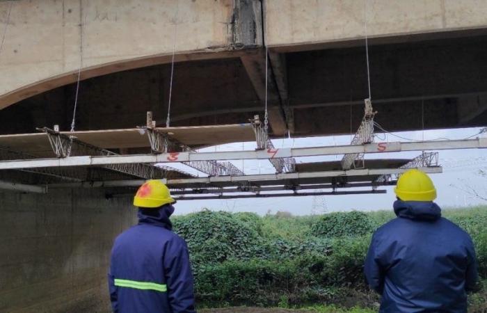 Si lavora su tre fronti per riparare il ponte autostradale tra Santa Fe e Santo Tomé