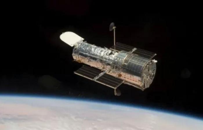 La NASA ha messo il telescopio Hubble in modalità provvisoria: qual è il motivo
