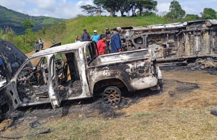 Asonada a Cauca ha lasciato inceneriti i veicoli dell’esercito