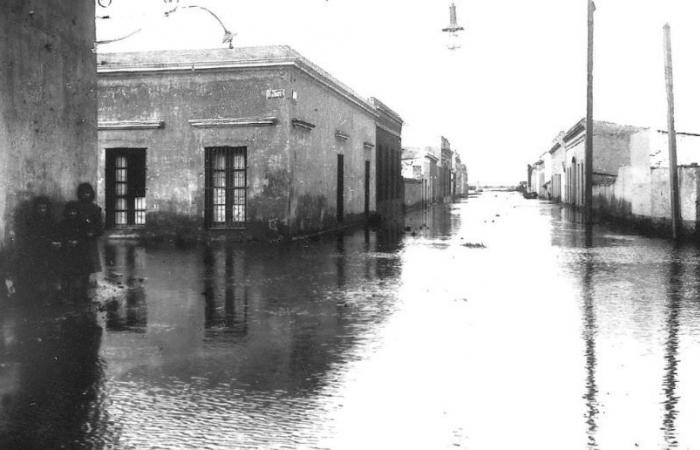 1905, l’anno in cui il fiume entrò per la prima volta in gran parte della città di Santa Fe