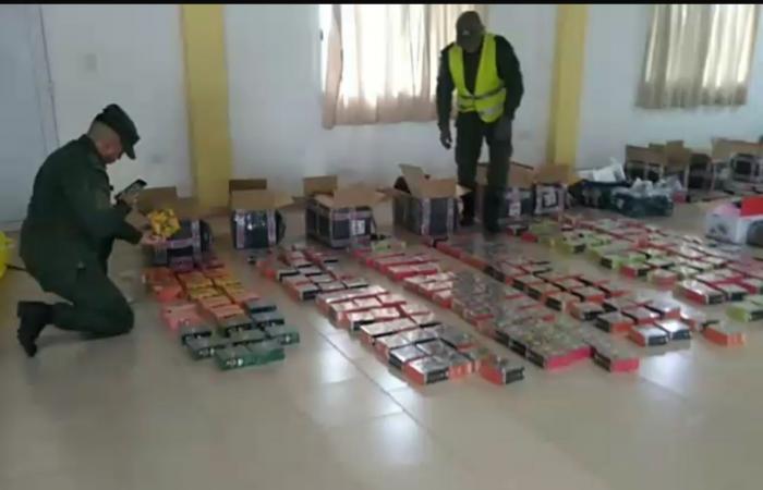 Corrientes: merce di contrabbando trovata in 100 pacchi