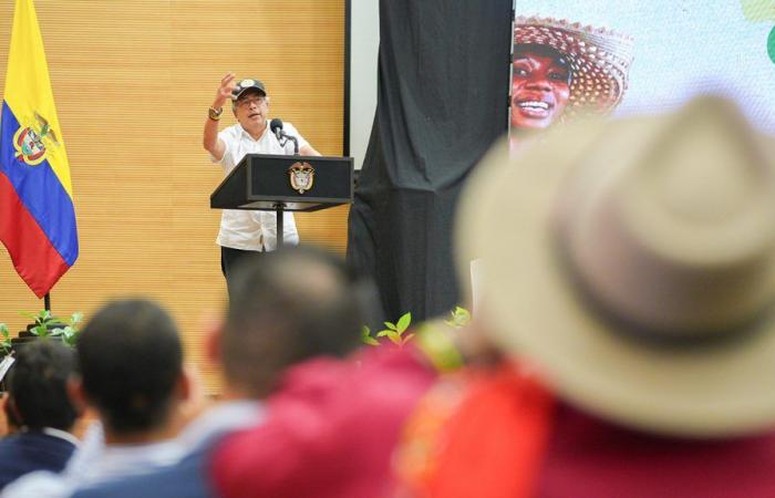 350 bambini indigeni sono stati reclutati da gruppi criminali nel Cauca, denuncia il presidente Petro