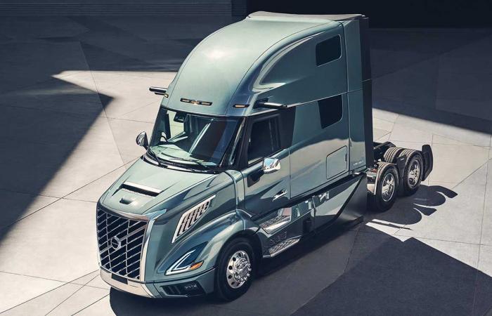 Il camion più grande di Volvo vende la sua prima flotta