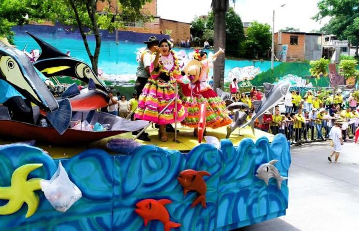 Parata di San Juan: I nove carri allegorici che percorreranno i binari