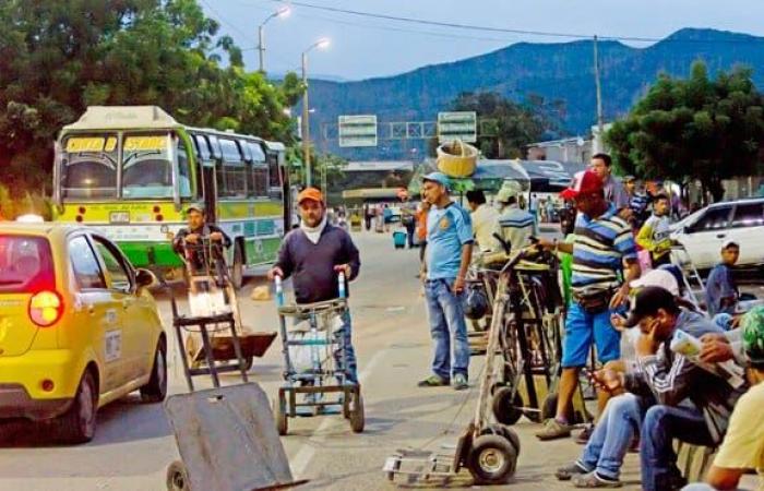 Come procede l’intervento della Polizia Metropolitana di Cúcuta a La Parada?