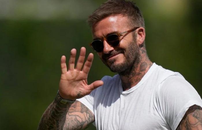 Qual è la routine di David Beckham per mantenersi in forma a 49 anni?