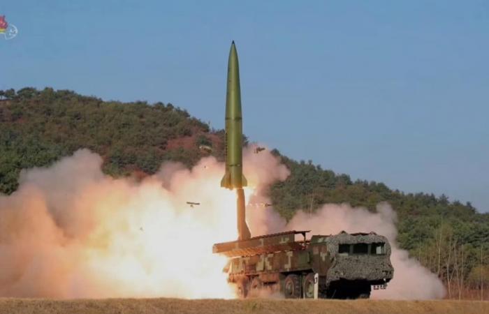 La Corea del Sud minaccia di inviare ingenti armi all’Ucraina se Mosca trasferirà tecnologie di difesa a Pyongyang.