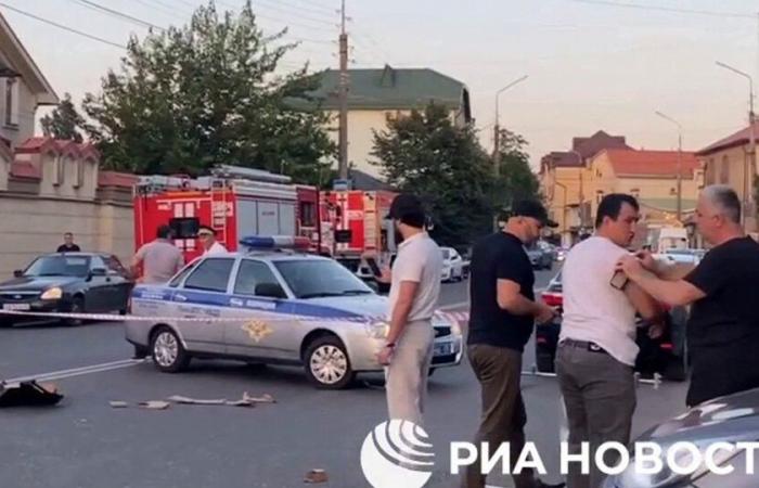 Almeno 10 morti e 25 feriti in attacchi terroristici in Daghestan | Attacco contro una sinagoga, due chiese ortodosse e un posto di blocco della polizia
