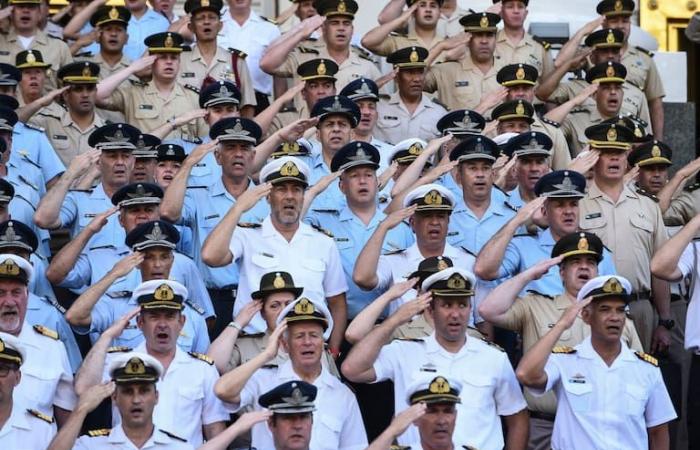 Confermano un nuovo aumento salariale per le Forze Armate argentine, come sono gli stipendi a luglio?