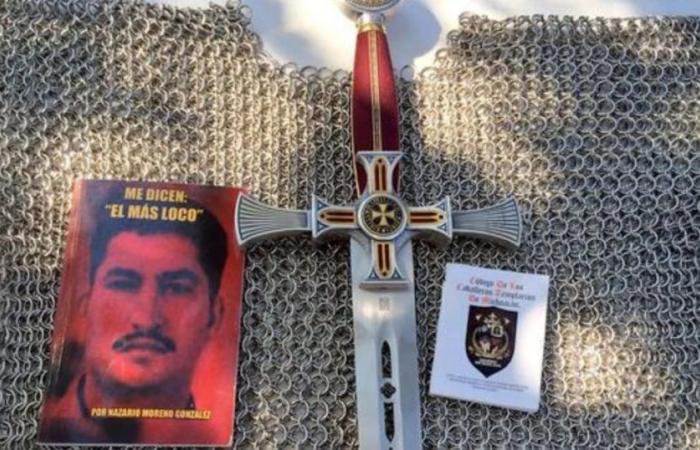 I libri sulla droga: questa era la strategia della Familia Michoacana e dei Cavalieri Templari per fare propaganda