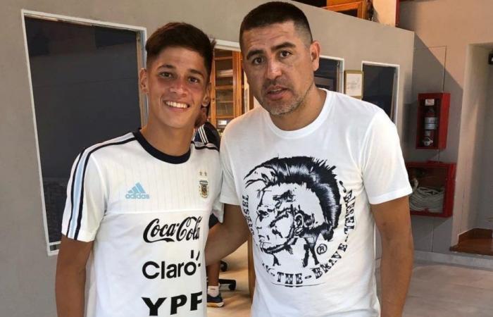 Il Boca sta preparando una nuova offerta per l’attaccante cercato dal River ed è tifoso di Riquelme :: Olé