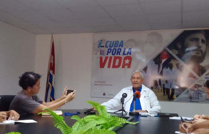 Cuba mantiene una sorveglianza sistematica delle sindromi febbrili. • Lavoratori