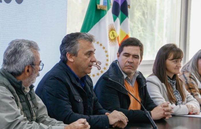 Il governo del Chaco ha presentato la 79esima Fiera Nazionale dell’Allevamento che si terrà a Machagai – CHACODIAPORDIA.COM