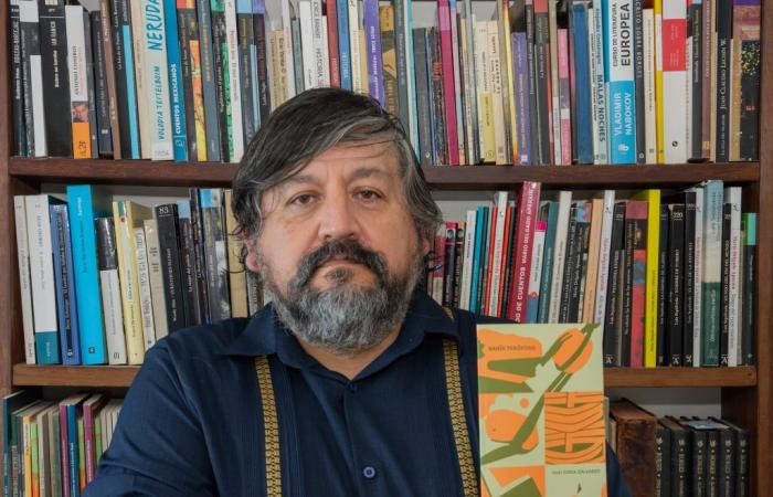 Yuri Soria-Galvarro pubblica Bahía Tenóforo, il suo primo libro di poesie