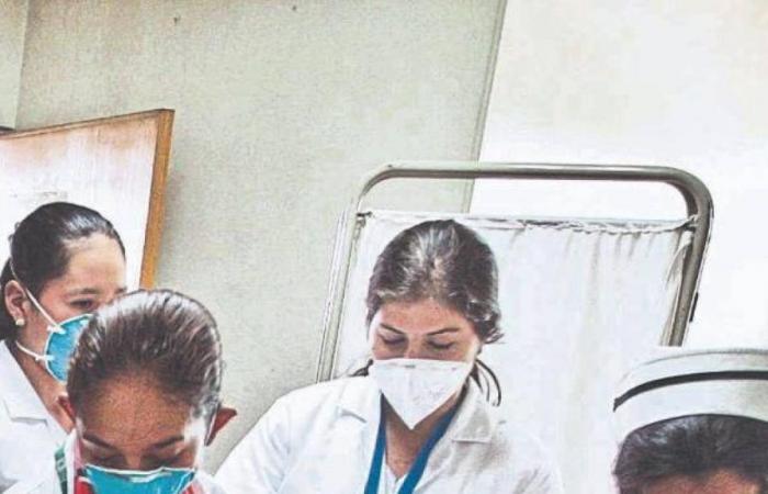 L’epidemia di dengue genera il collasso delle cure in due importanti ospedali di Santander