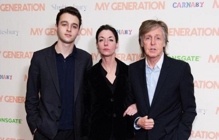 La figlia di Bill Gates, Phoebe, conferma la sua relazione con il nipote di Paul McCartney