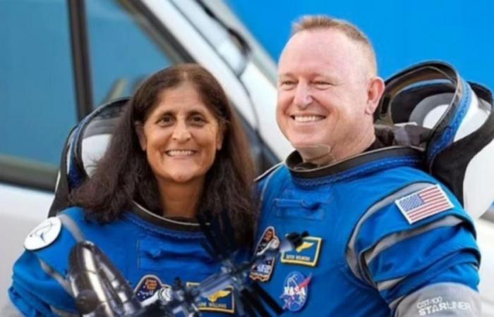Due astronauti rimangono bloccati nello spazio senza una data di ritorno