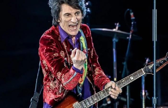 Ronnie Wood ha pubblicato un’immagine ringraziando i fan argentini dei Rolling Stones