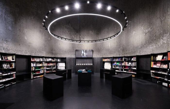 Questa è la moderna libreria di Marta Ortega a A Coruña