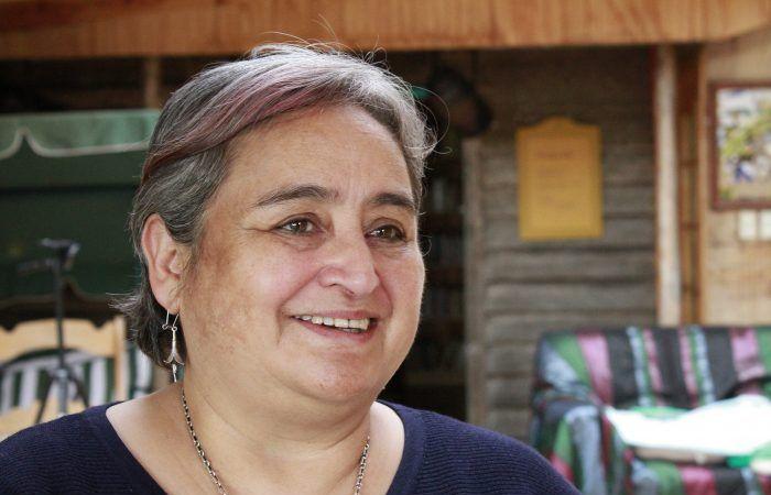 La poetessa e insegnante cilena Rosabetty Muñoz è la nuova vincitrice del Premio di Poesia Iberoamericano
