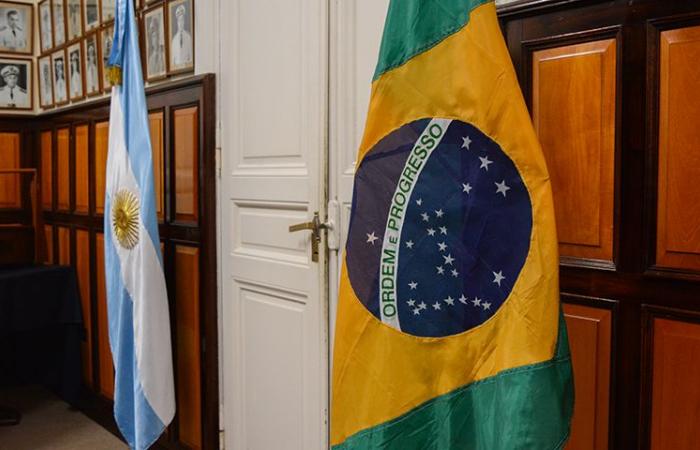 Confermano la partecipazione di un sottomarino all’esercitazione tra le Marine dell’Argentina e del Brasile – Gaceta Marinera