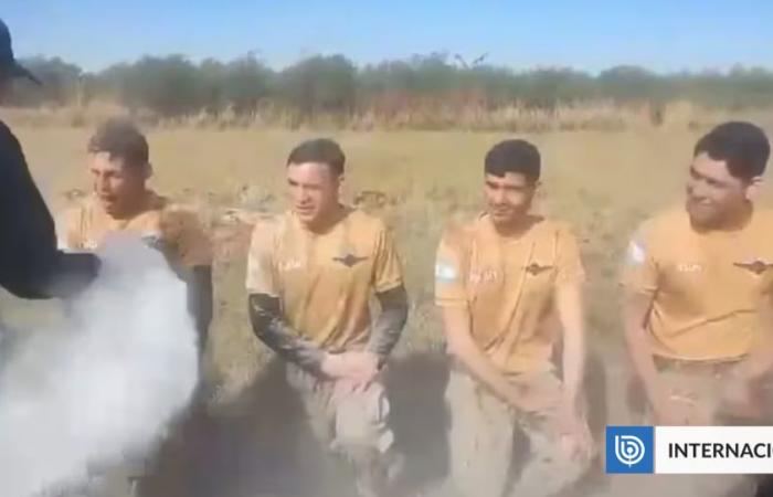 Indagano sul controverso “battesimo” nell’esercito argentino: hanno gettato calce viva sui soldati e questi sono rimasti ubriachi | Internazionale