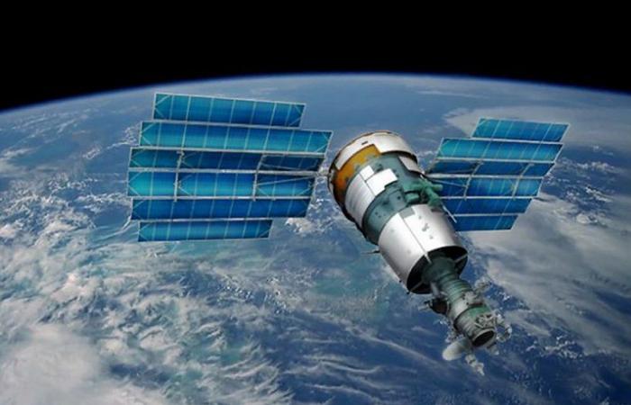 Gli astronauti della NASA sulla ISS si sono nascosti dai resti di un satellite russo: si è schiantato