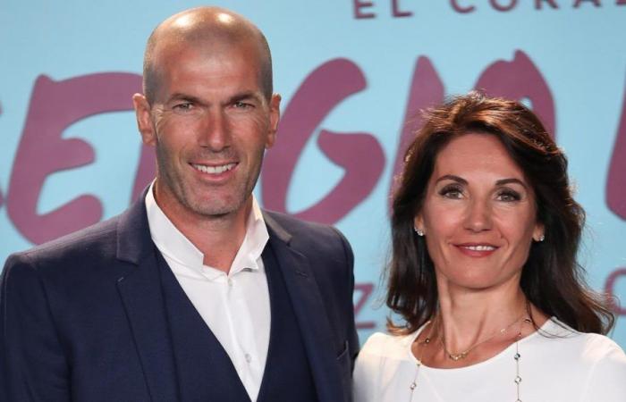 Zidane e Véronique si travestono nuovamente da sposi per festeggiare i loro 30 anni insieme