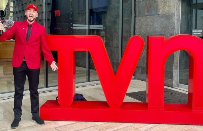 Il noto giornalista si è separato da TVN: ha salutato con un duro accenno