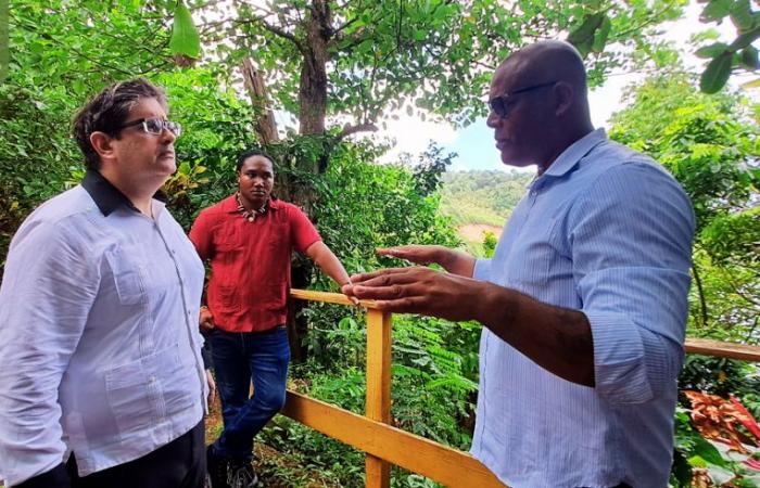 Radio L’Avana Cuba | Cuba e la comunità indigena della Dominica esplorano la cooperazione (+Foto)