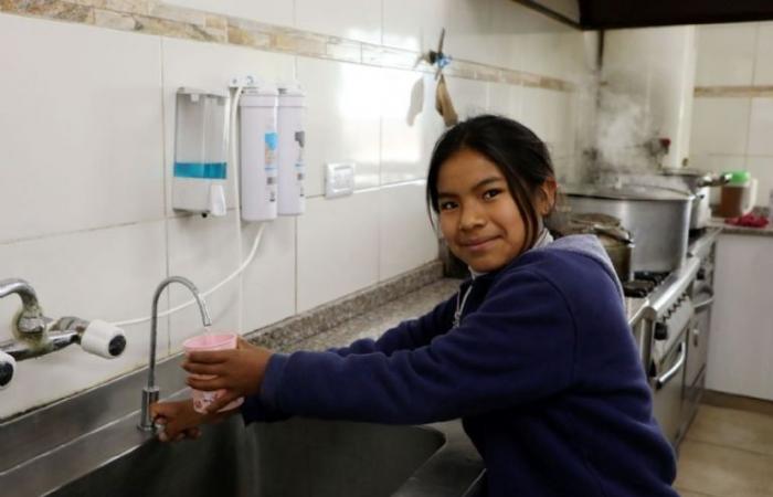 Villavicencio garantisce l’accesso all’acqua potabile nelle scuole rurali