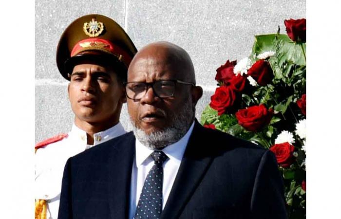 Il Presidente dell’AGNU rende omaggio all’Eroe Nazionale di Cuba (+Foto)