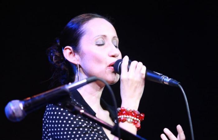 L’artista ecuadoriana María Tejada presenta ‘De cal y canto’, un libro sulla tecnica vocale applicata alla musica latinoamericana | Musica | Divertimento