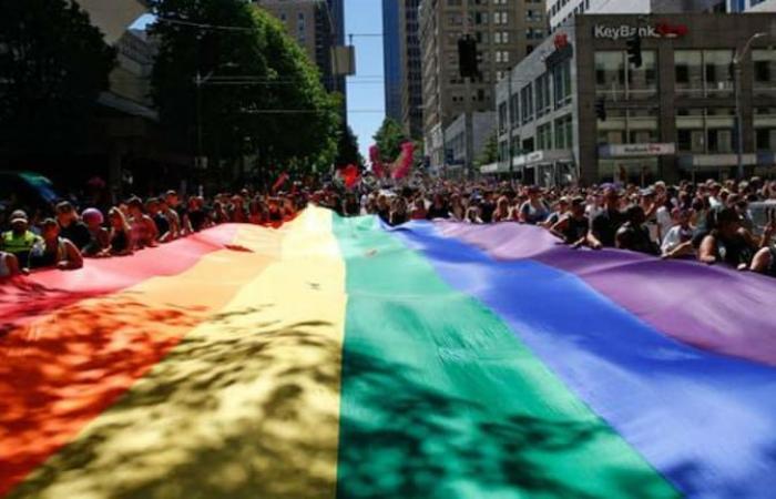 Perché oggi si celebra la Giornata internazionale dell’orgoglio LGBT?
