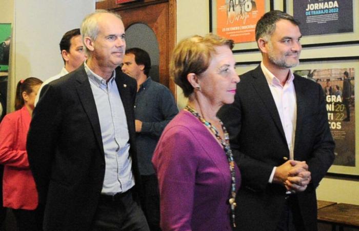 Cile Vamos si accorda sui candidati alle elezioni municipali